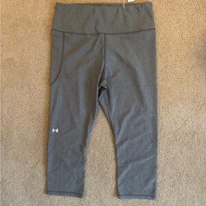Under Armour Gray Capri Style Leggings
